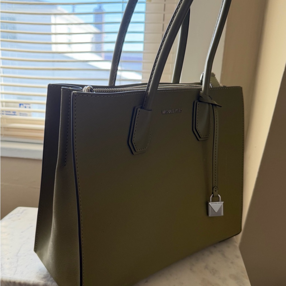 •SOLD• Michael Kors Olive Green Tote - Picture 7 of 10